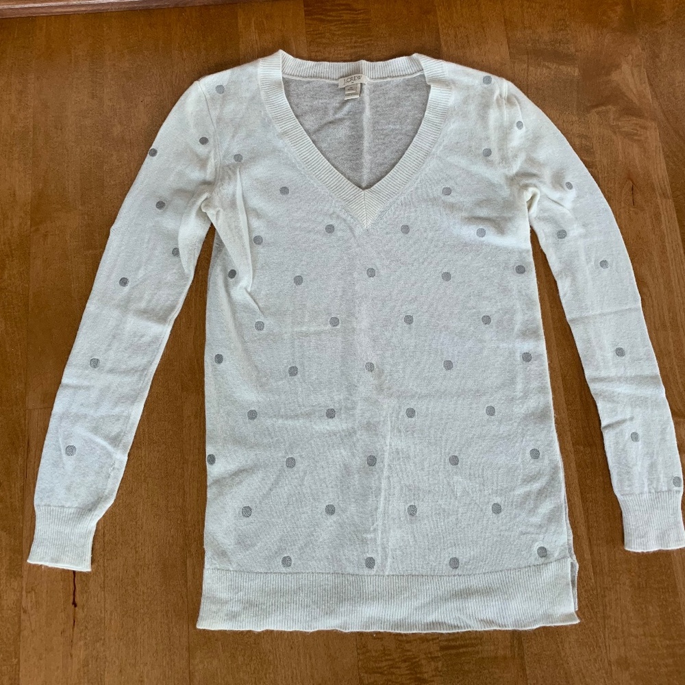 Last call! J. Crew lightweight sweater xs, EUC, cream with silver polka dots